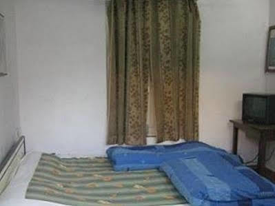 Lakshmi Guest House Dehradun Extérieur photo